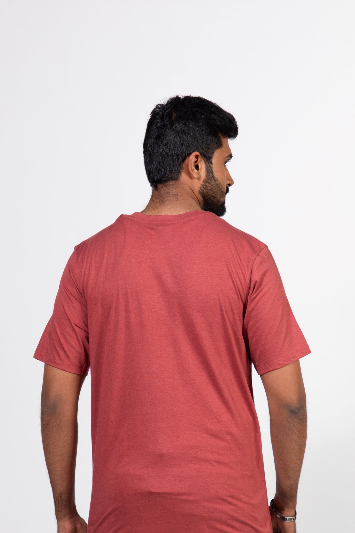 Bamboo Crew Neck in Maroon t-shirt | Urban Finesse